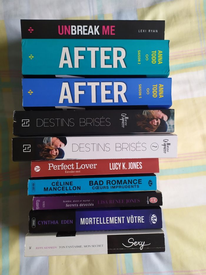 Lot de 10 new romances - photo numéro 2
