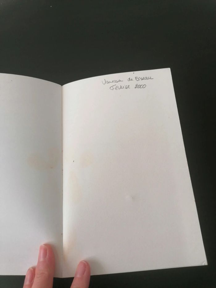 Livre Stupeur et tremblements Amélie Nothomb - photo numéro 4