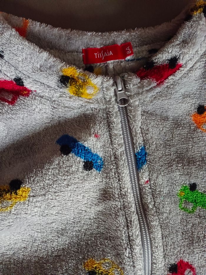 Pyjama une pièce thème voiture - photo numéro 2