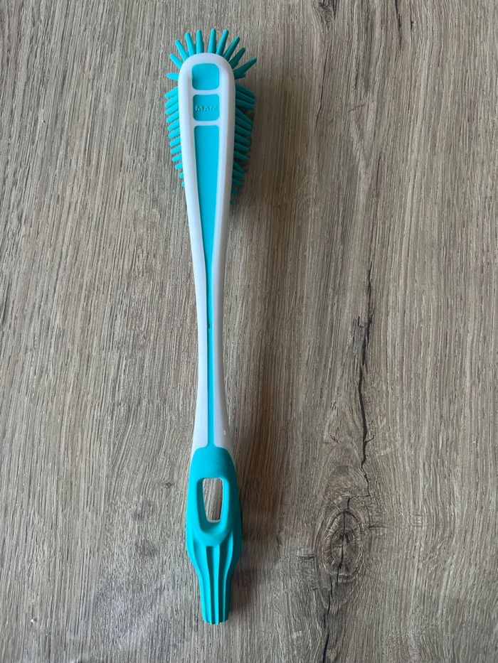 Goupillon biberon MAM - photo numéro 4