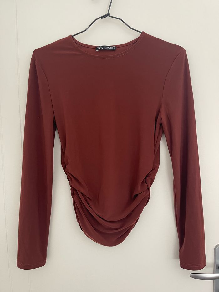 Haut Zara
