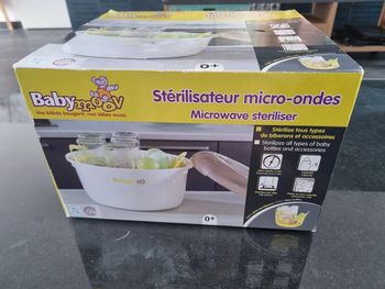 Sterilisateur micro-onde