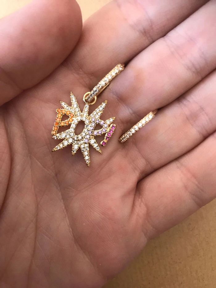 boucle d’oreille pow retro vintage - photo numéro 1