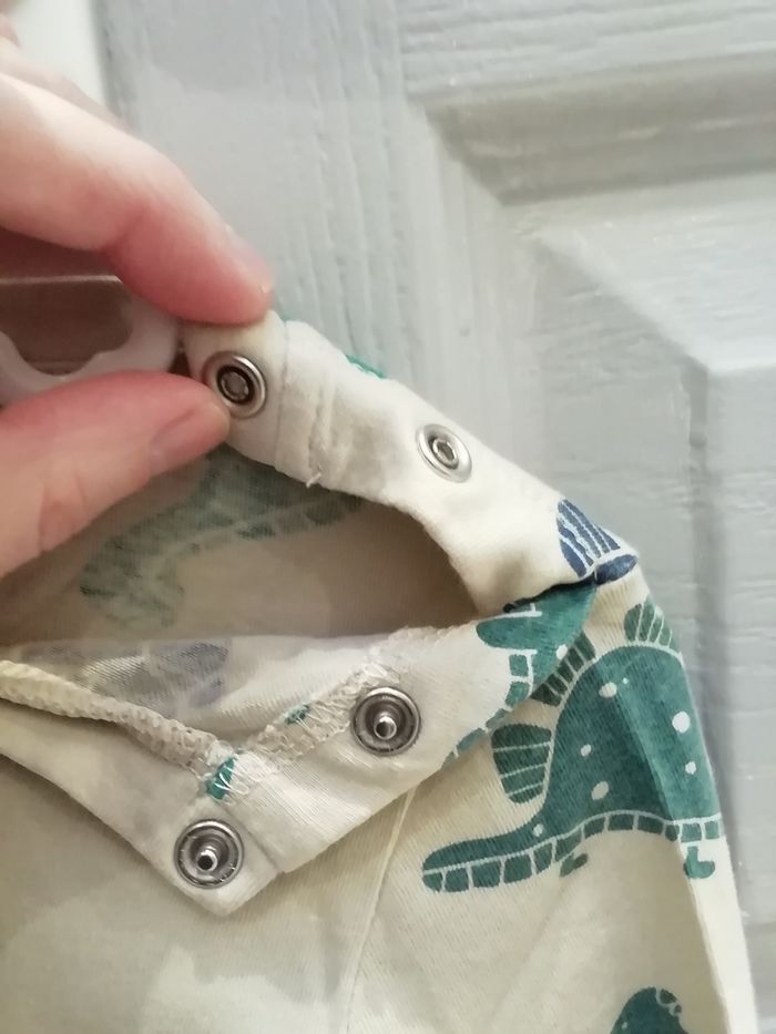 Vends t-shirt garçon hiver. - photo numéro 4