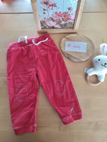 Pantalon pour fille taille 18mois marque Orchestra très bon état