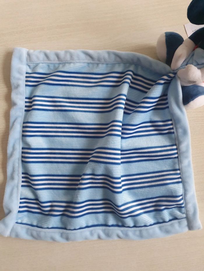 Doudou Mickey - Disney Store - photo numéro 3