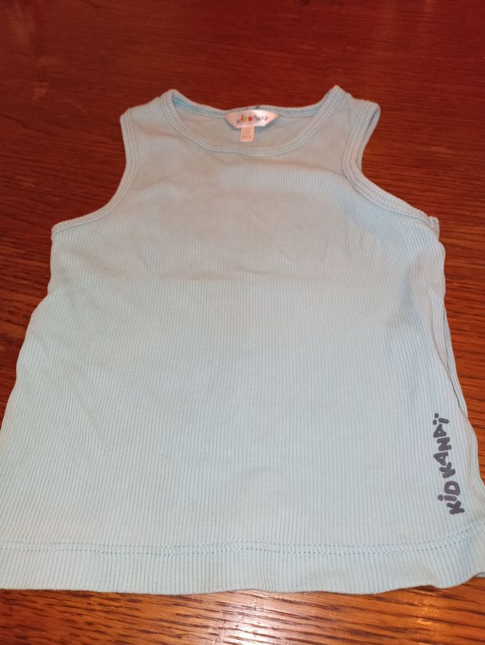 Lot 6 débardeur taille 3 ans - photo numéro 3