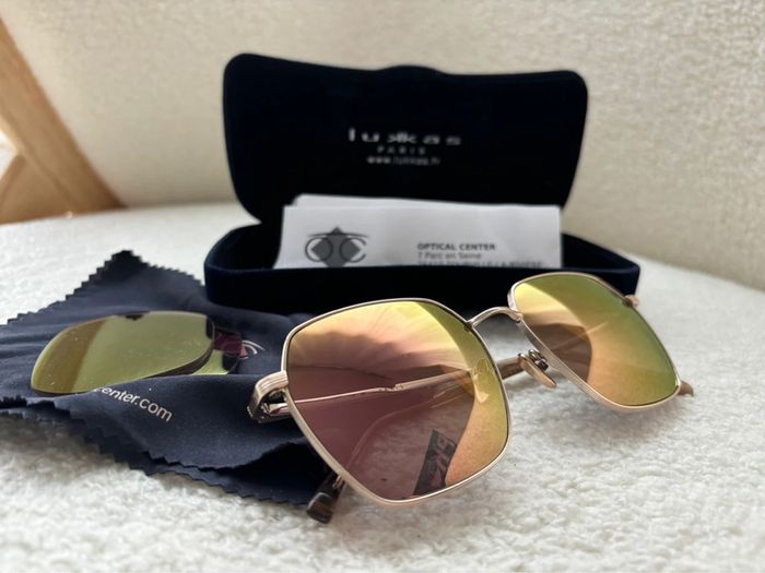 Lunette de soleil Lukkas quasi neuve - photo numéro 4