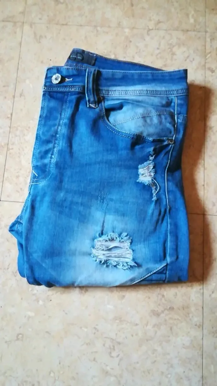 Jean 40