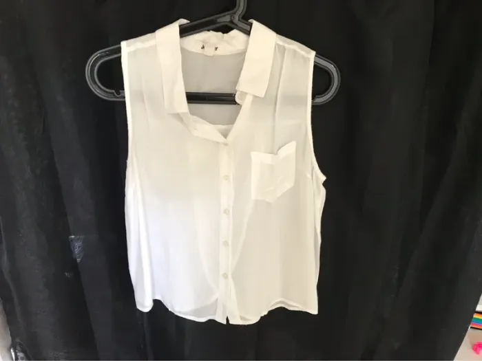 Chemise blanche - photo numéro 2