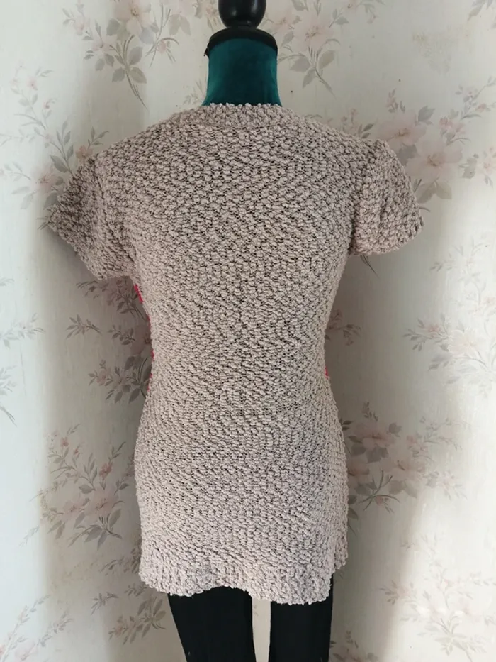Pull Tunique beige manches courtes en moumoute avec ponpons et drapeau USA / sans marque / (TU) - photo numéro 5
