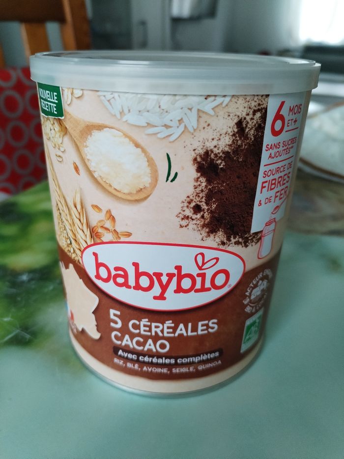 Boite céréales bébé chocolat neuve