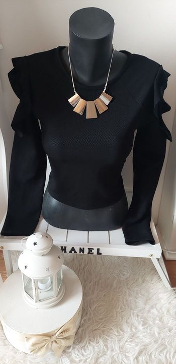 Pull court noir épaules dénudées Zara T.M TBE 🖤