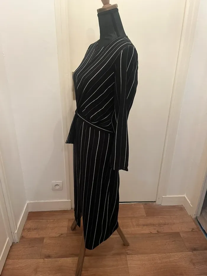 Magnifique robe longue noire et blanche - taille 34 - photo numéro 6