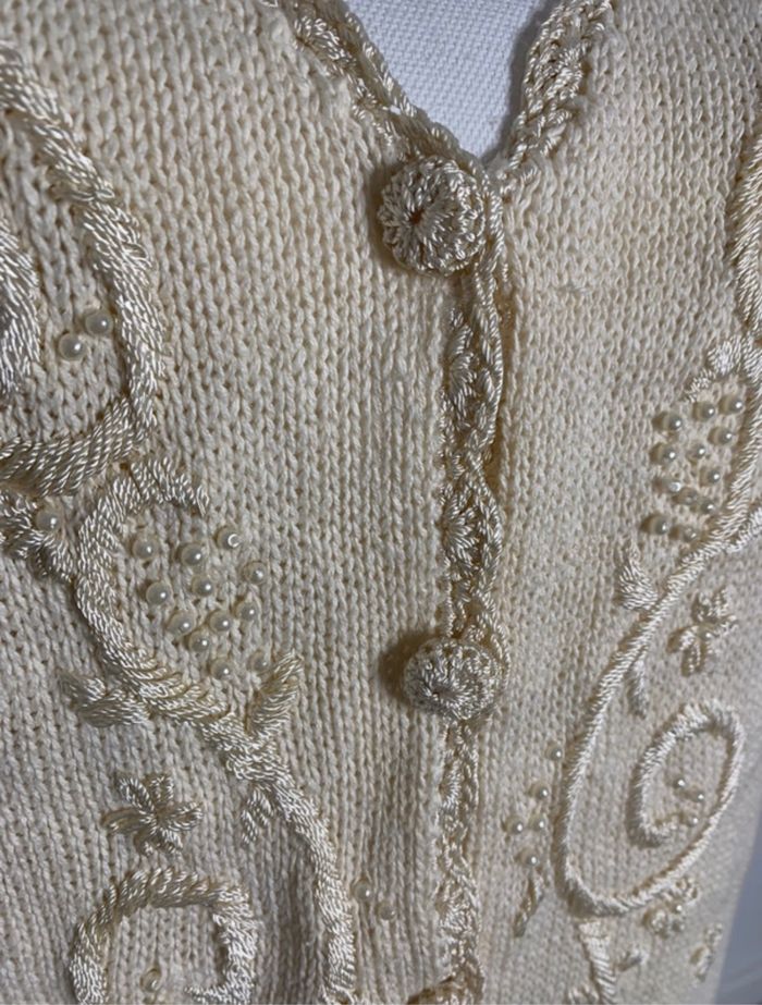 Cardigan perles et broderies blanc crème Vintage T36/38 S/M - photo numéro 4
