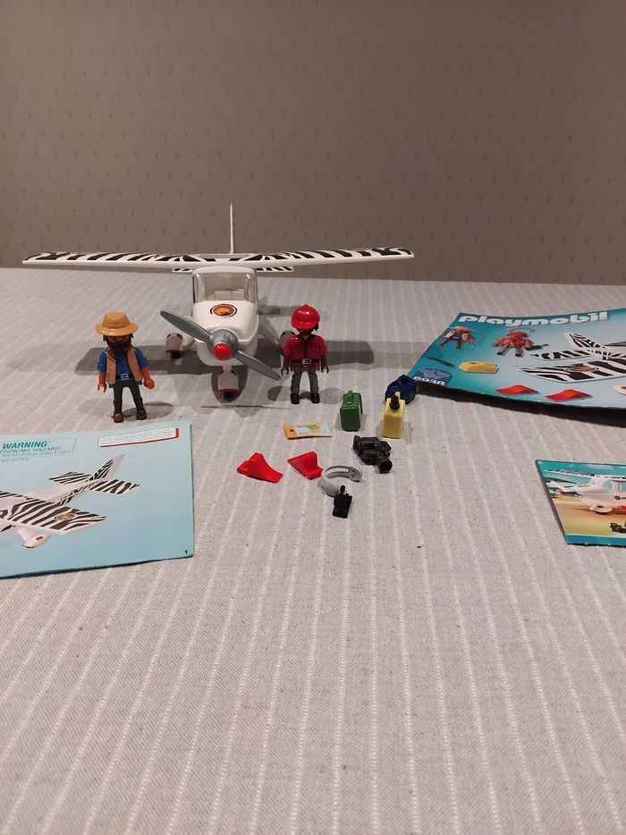 Playmobil 6938 avion avec explorateurs - photo numéro 2