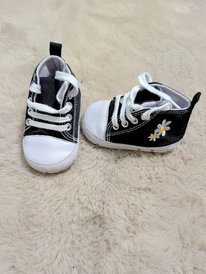 Chaussures bébé fille Rabeisir – pointure 18