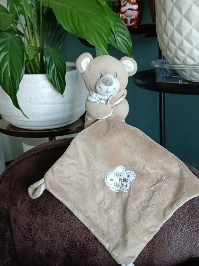 Doudou ourson bébé