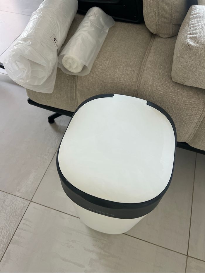 Poubelle à couche twist