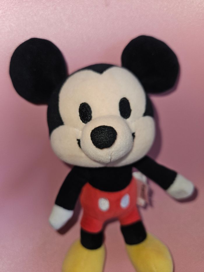 Peluche disney mickey nuimos disneyland paris - photo numéro 2