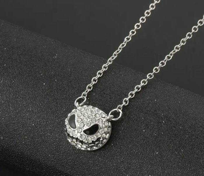 Bijoux collier et boucles d'oreilles - photo numéro 4