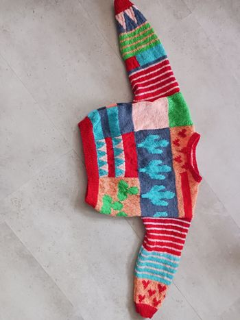 Pull coloré tricoté main 6 ans Phildar neuf