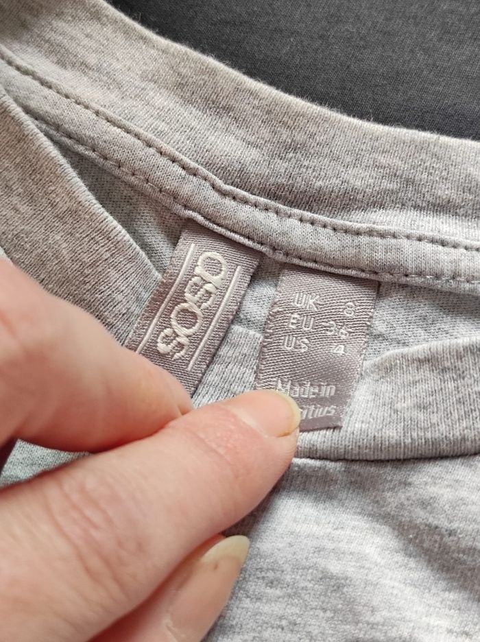 Lot Tee-shirt asos taille xs - photo numéro 4