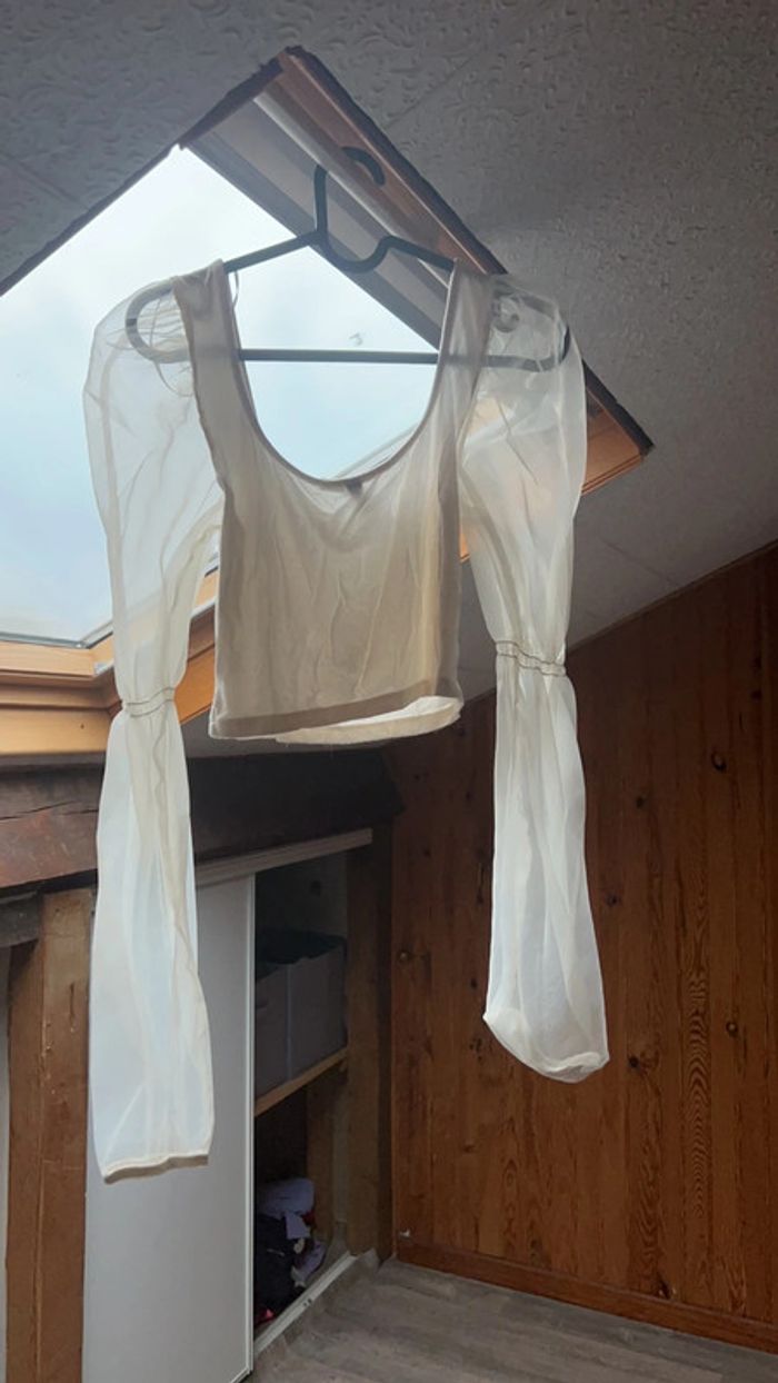 Haut HM blanc casse taille s - photo numéro 2