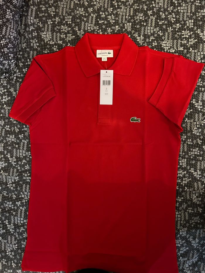 Polo Lacoste neuf - photo numéro 3