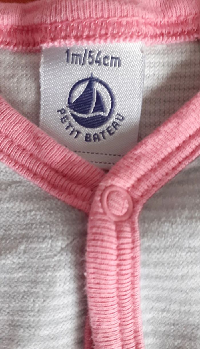 Ravissant petit pyjama "Petit Ours Brun". 1mois. Petit Bateau. - photo numéro 2