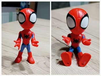 Figurine Spidey articulée 10cm