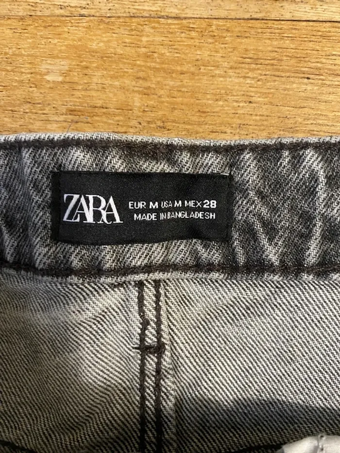 Minijupe jean gris Zara - photo numéro 3