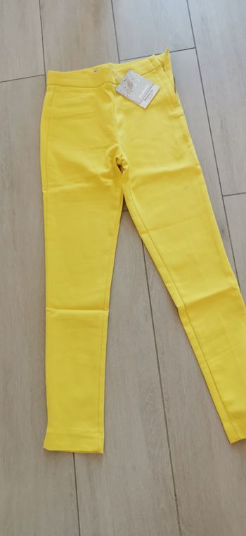 Pantalon neuf stradivarius