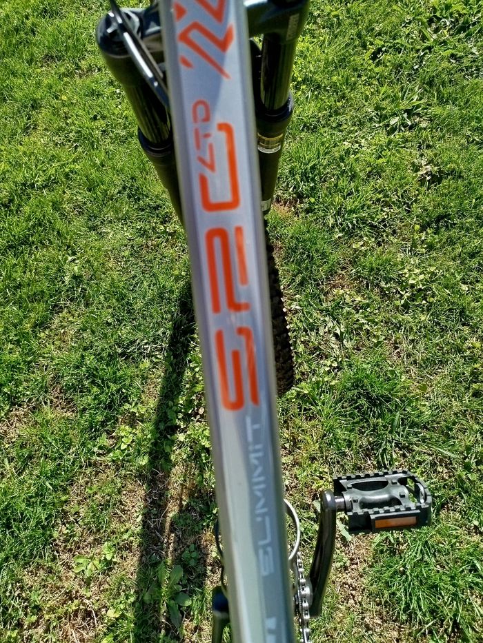 Vends vélo femme très bon état - photo numéro 7