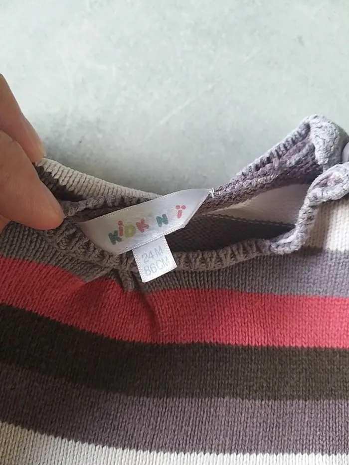 Pull coloré à rayures en 2 ans - photo numéro 3