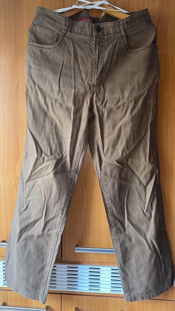 Jean droit marron Celio 46