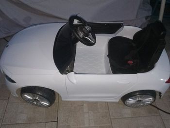 Voiture avec télécommande Mercedes Benz CLS 350