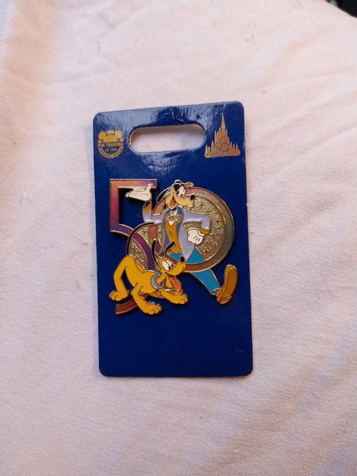 Pins Disney 50 ans walt disney world dingo