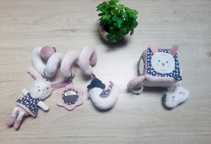 Jeux d'éveil Sauthon miss fleur de lune