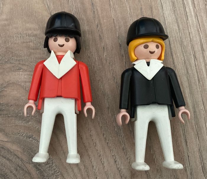 Playmobil lot de 2 cavaliers vintage