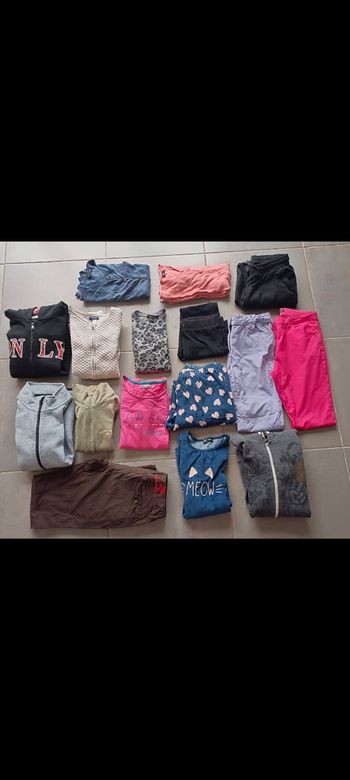 Gros lot de vêtements hiver fille en 14 ans
