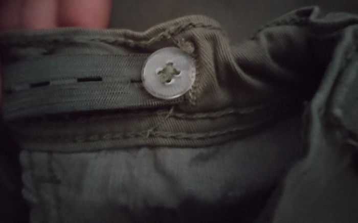 Jeans Skinny kaki "Kiabi" taille réglable 98% coton en très bon état - photo numéro 5