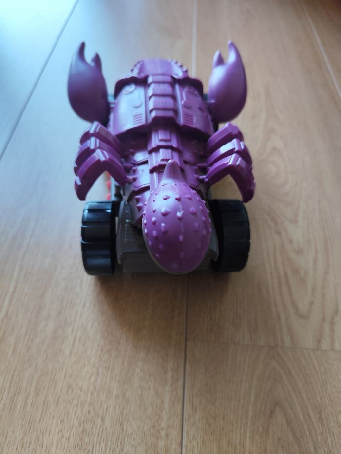 Voiture scorpion lumineuse et sonore - photo numéro 4