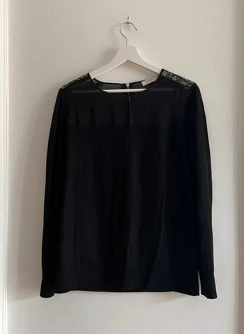 Pull Sandro haut dentelle