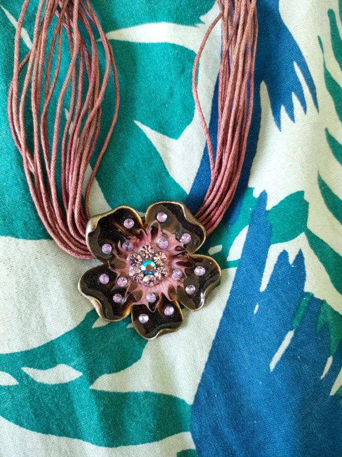 Collier fleur - photo numéro 2
