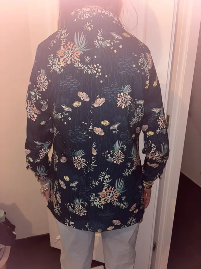 Veste fleurie - photo numéro 2