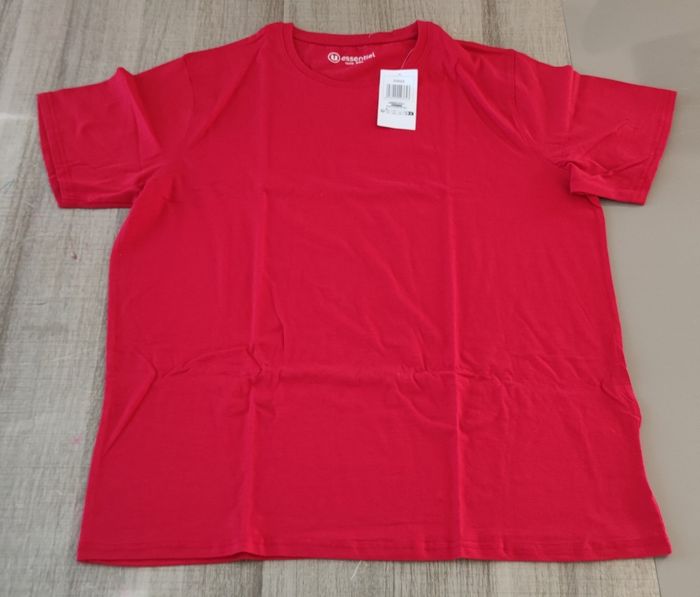 T-shirt manches courtes pour homme marque U Essentiel taille XXL|2XL couleur rouge - photo numéro 3