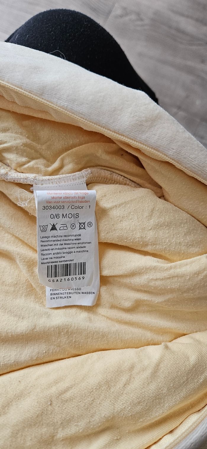 Gigoteuse avec manches amovible 0/6mois