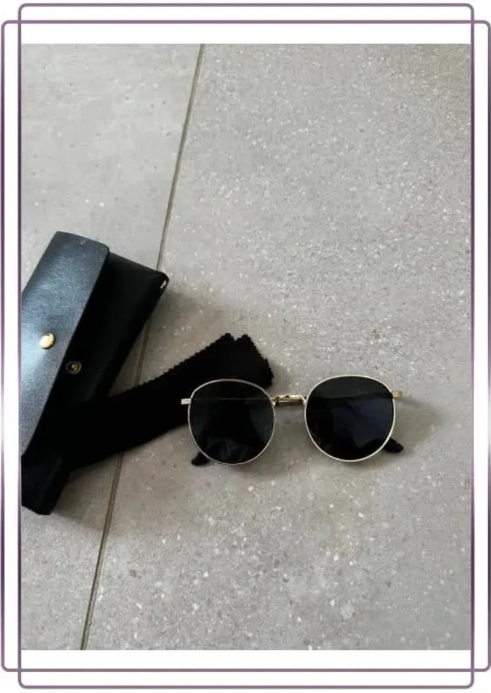 Lunette de soleil doré pour femme, neuve