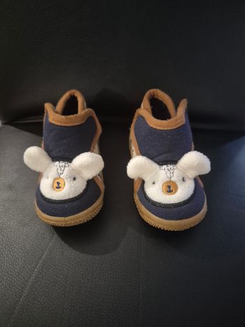 Chaussons botillons brodé ours et oreilles en relief